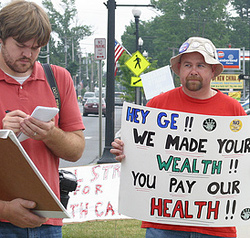 Local 332 members talk to the media ...