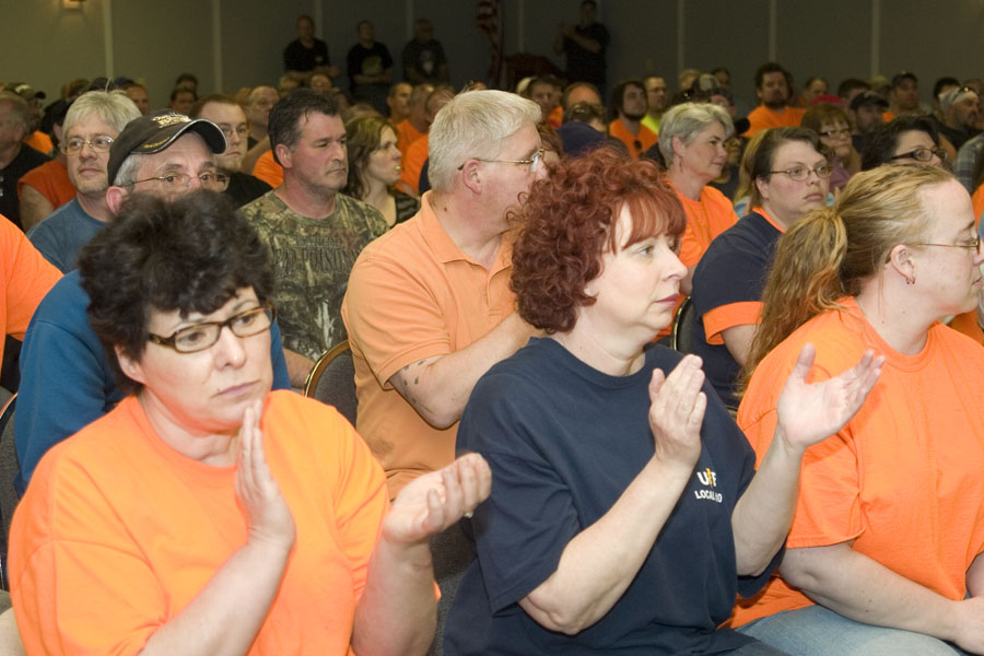 Members express support for their bargaining committee on April 30, the final day of negotiations.
