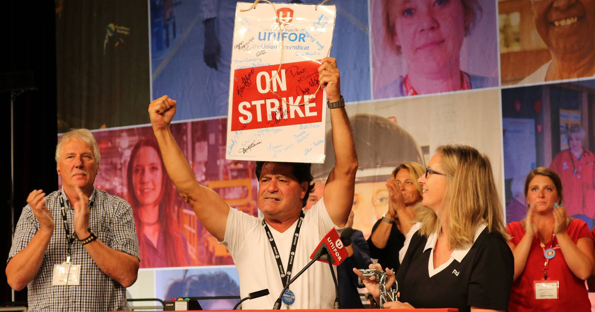 Unifor National President Jerry Dias celebrates solidarity with striking members
