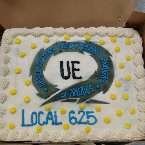 Cake with a UE logo and "Local 625"