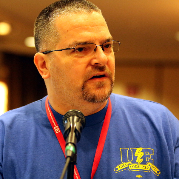 Bill Ladd speaks on the convention floor