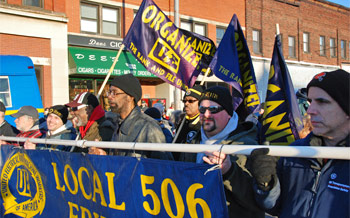 UE Local 506 members rally in Erie ...