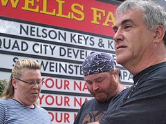 Demonstrating at Wells Fargo Bank in Rock Island</body></html>