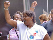 uenupd_wellsfargo_ontrial0909-3.jpg